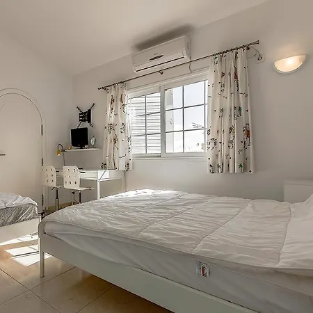 Townhouse Monkey 35pds1b פלאייה דה לאס אמריקס