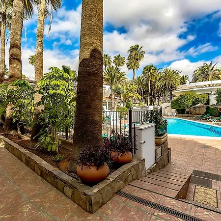 בית נופש Townhouse Monkey 35pds1b *